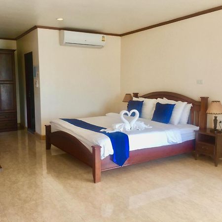 Samui Mermaid Beachfront Bang Rak Beach  Room photo